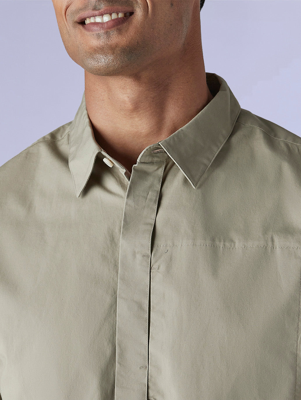 Men's Redloop Solid Slim Fit Poplin Shirt - Detail View