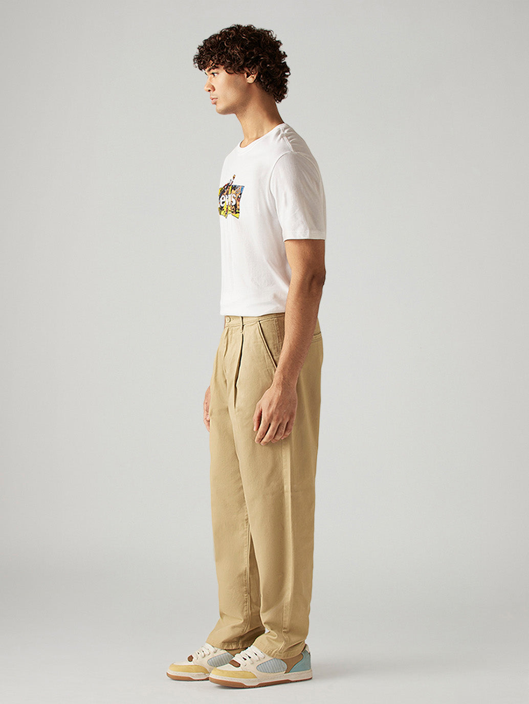 Men's 568 Khaki Loose Fit Mid Rise Chinos - Side View