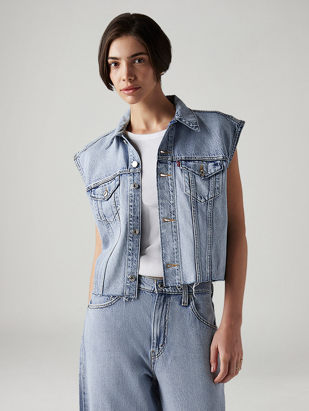 Women's Solid Regular Fit Jacket