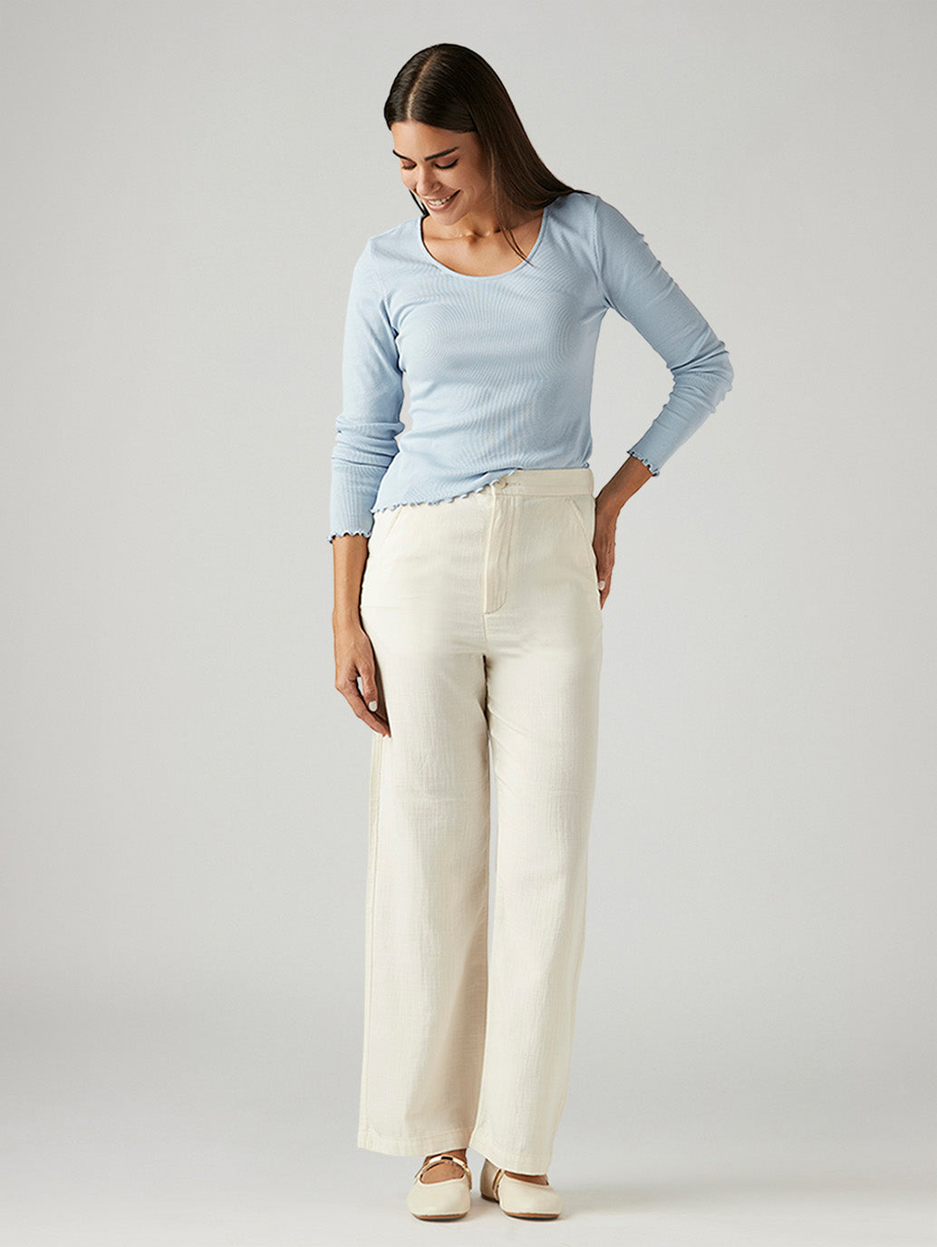 Women's Off White Loose Fit High Rise Trousers