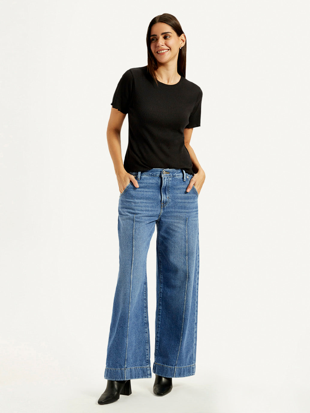 Women's Blue XL Straight Loose Fit Mid Rise Jeans - Styleshot View