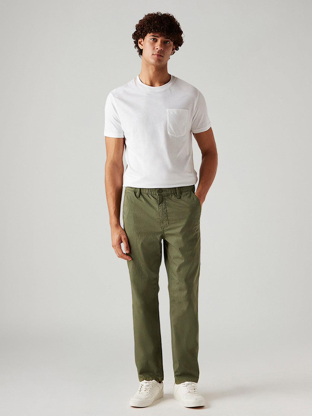 Men's Olive Relaxed Fit Mid Rise Tech Pant