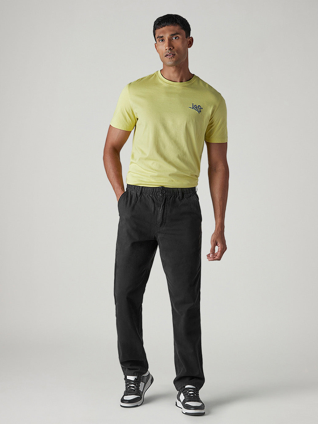 Men's Black Authentic Relaxed Fit Mid Rise Tech Pant