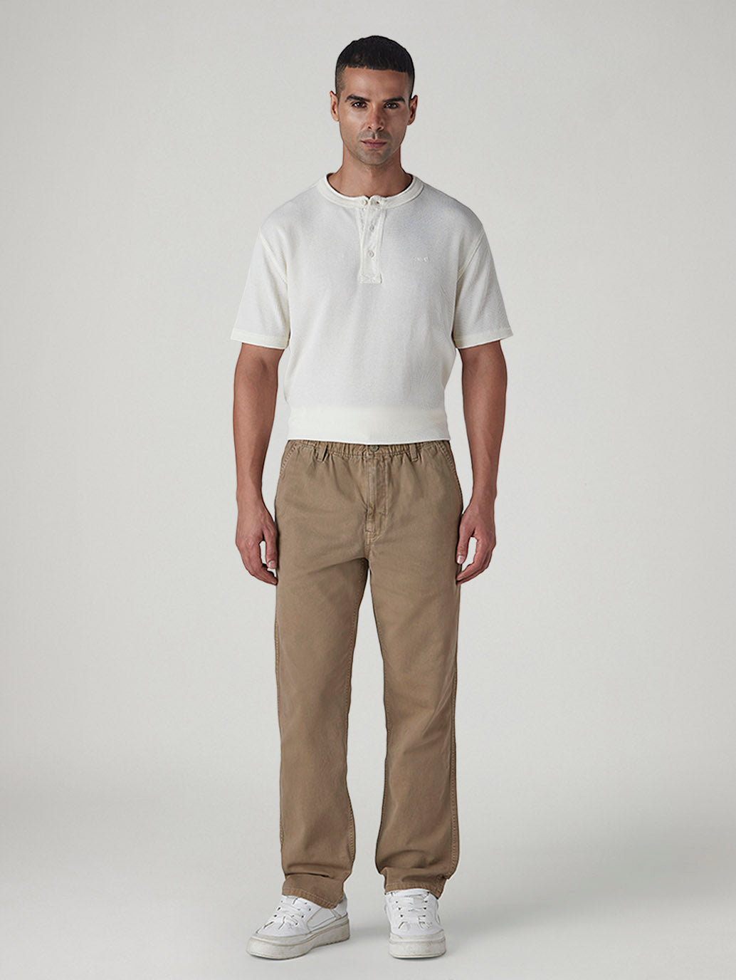 Men's Khaki Authentic Relaxed Fit Mid Rise Tech Pant - Front View