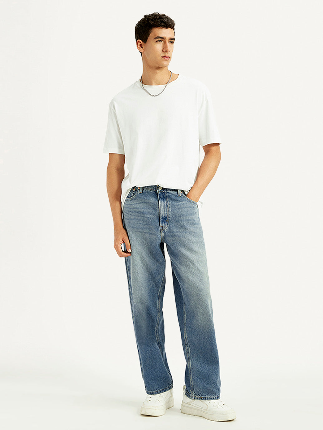 Men's 578 Blue Loose Fit Mid Rise Jeans - Styleshot View