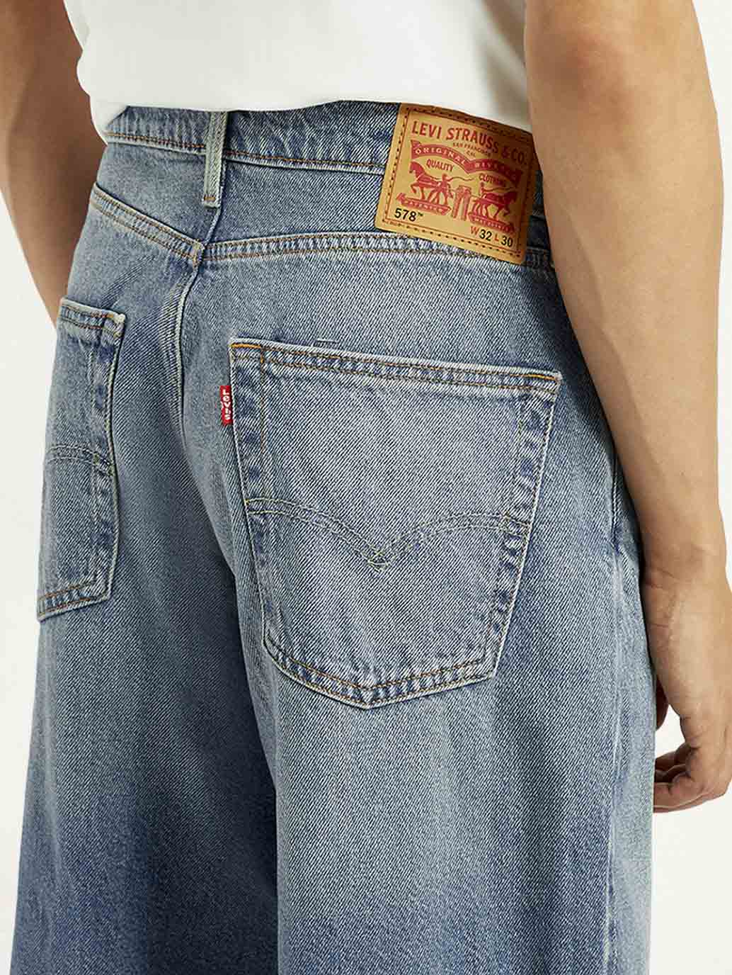 Men's 578 Blue Loose Fit Mid Rise Jeans - Detail View