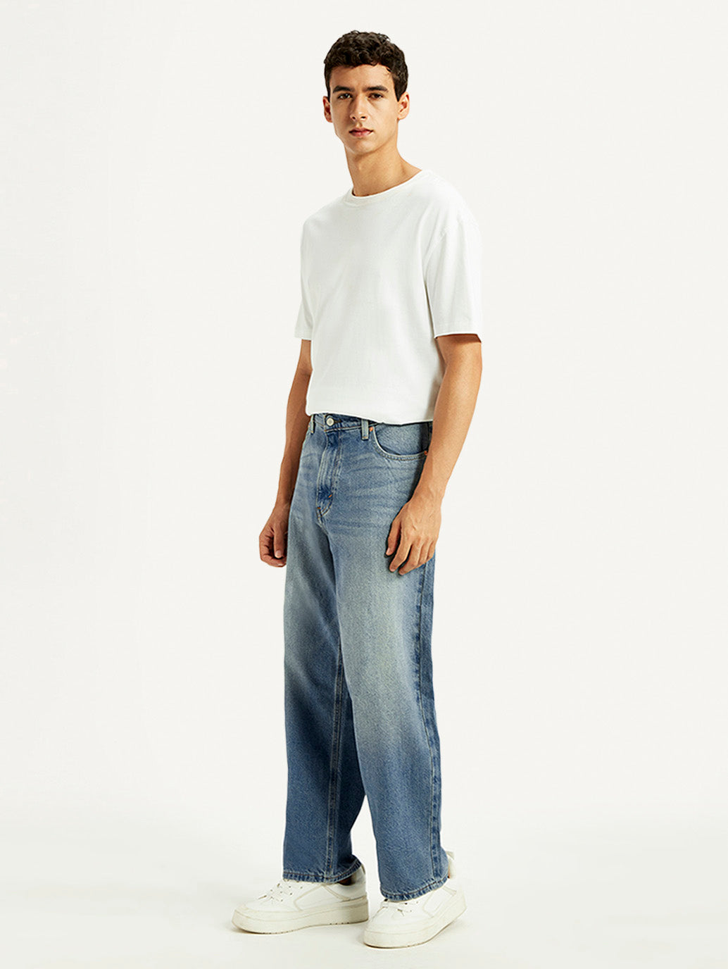 Men's 578 Blue Loose Fit Mid Rise Jeans - Side View