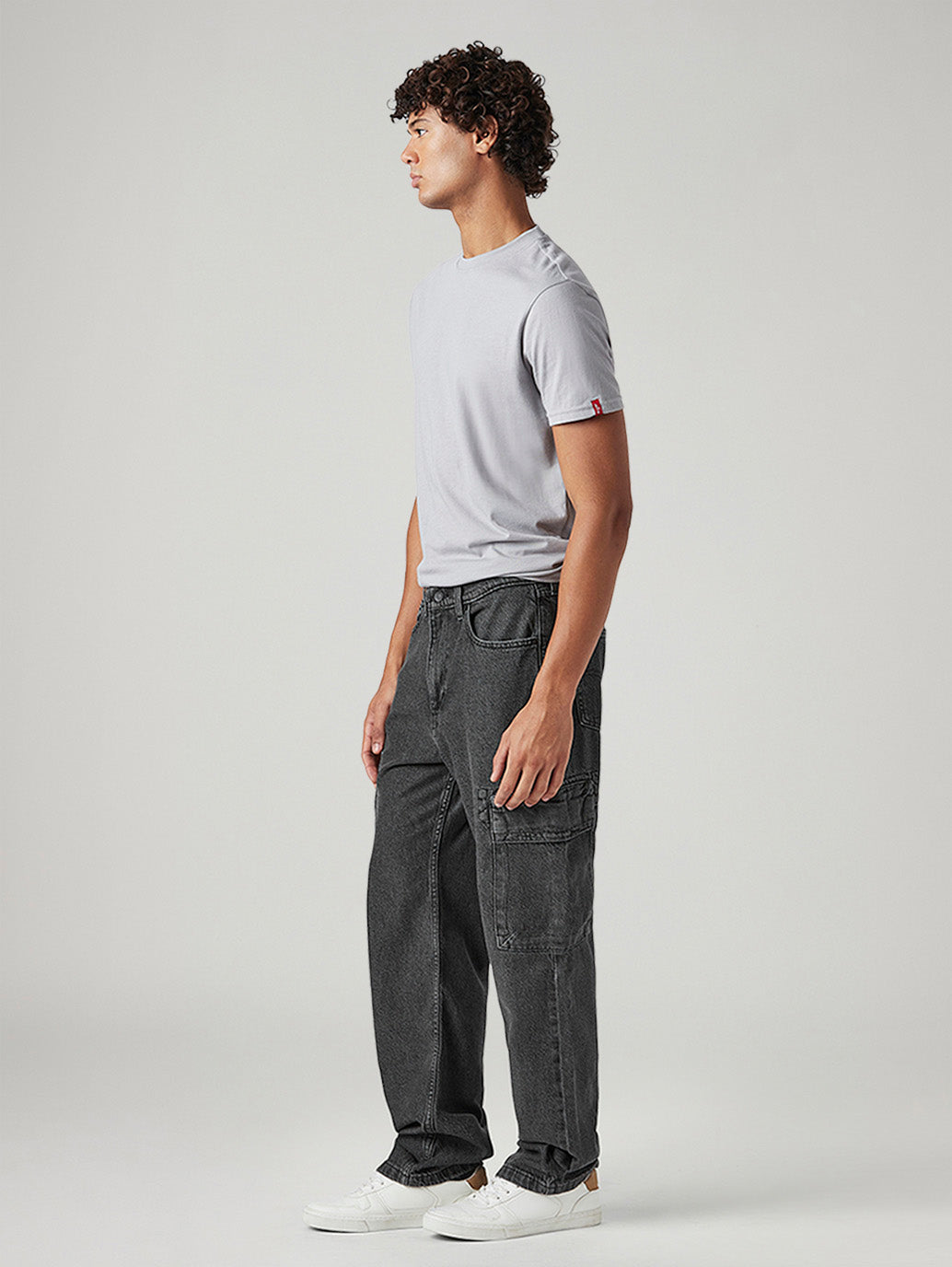 Men's 565 Charcoal Grey Loose Fit Mid Rise Cargos - Side View