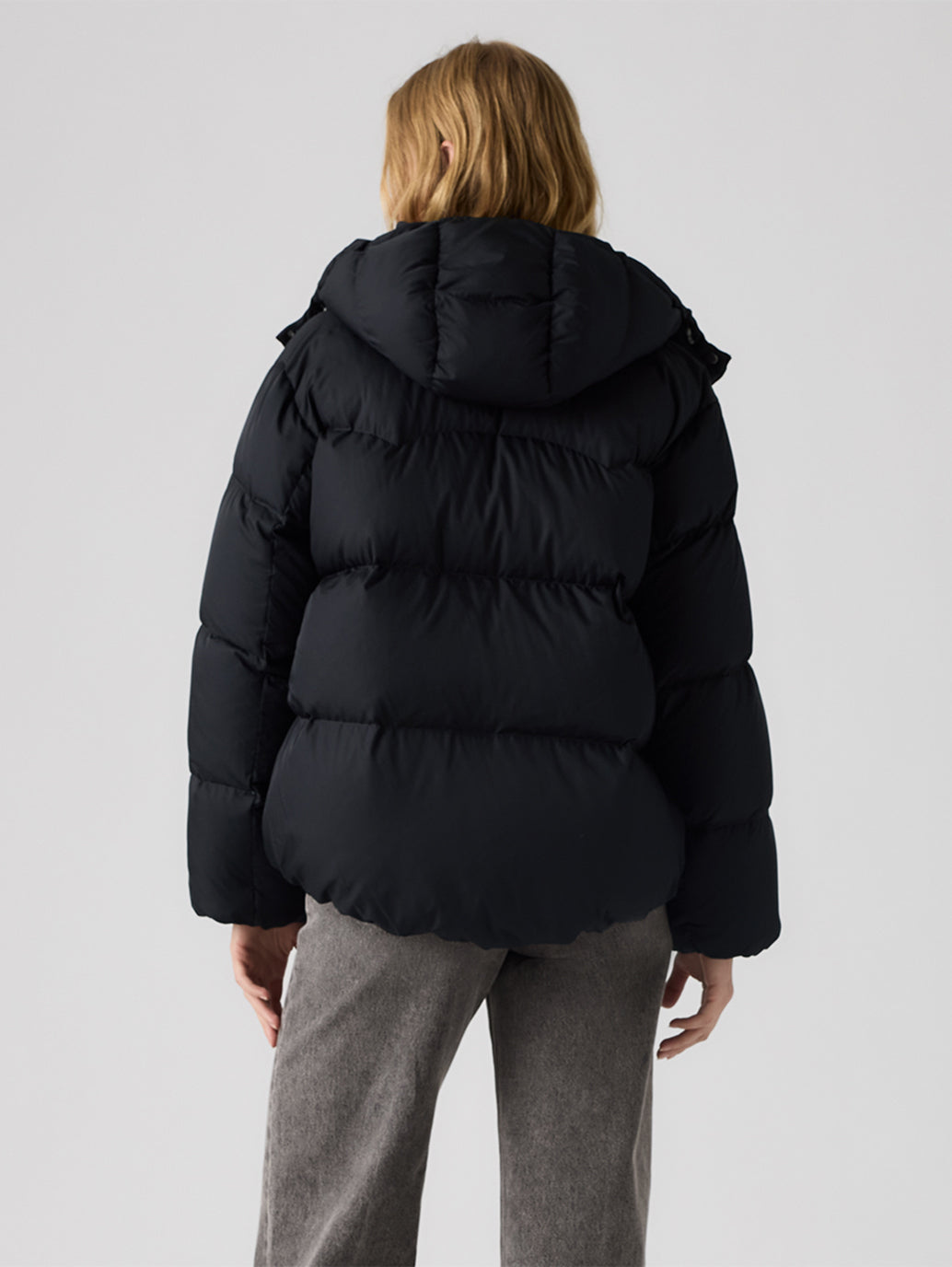 Levi's® Women's Tate Bubble Puffer - Back View