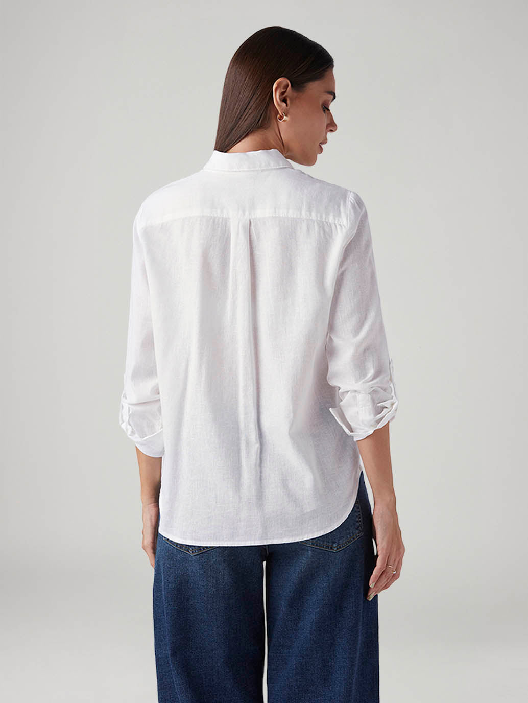 Women's Solid Relaxed Fit Linen Shirt - Back View