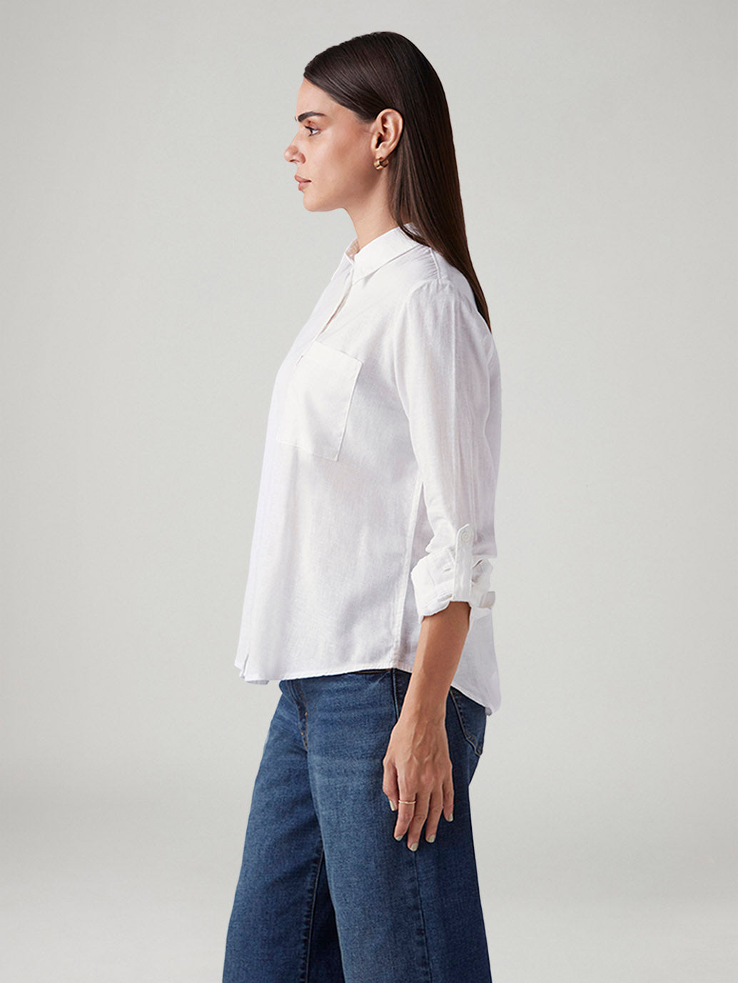 Women's Solid Relaxed Fit Linen Shirt - Side View
