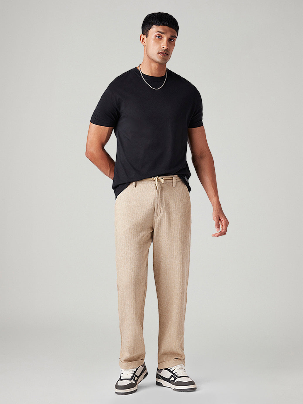 Men's Beige Loose Straight Fit Mid Rise Linen Chinos