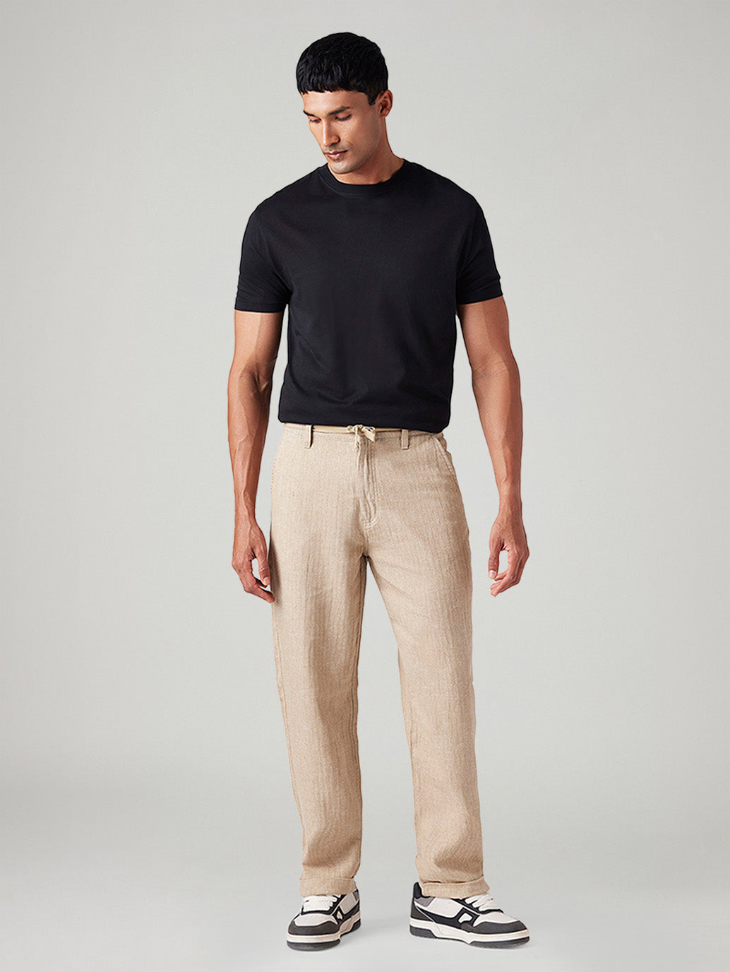 Men's Beige Loose Straight Fit Mid Rise Linen Chinos - Front View