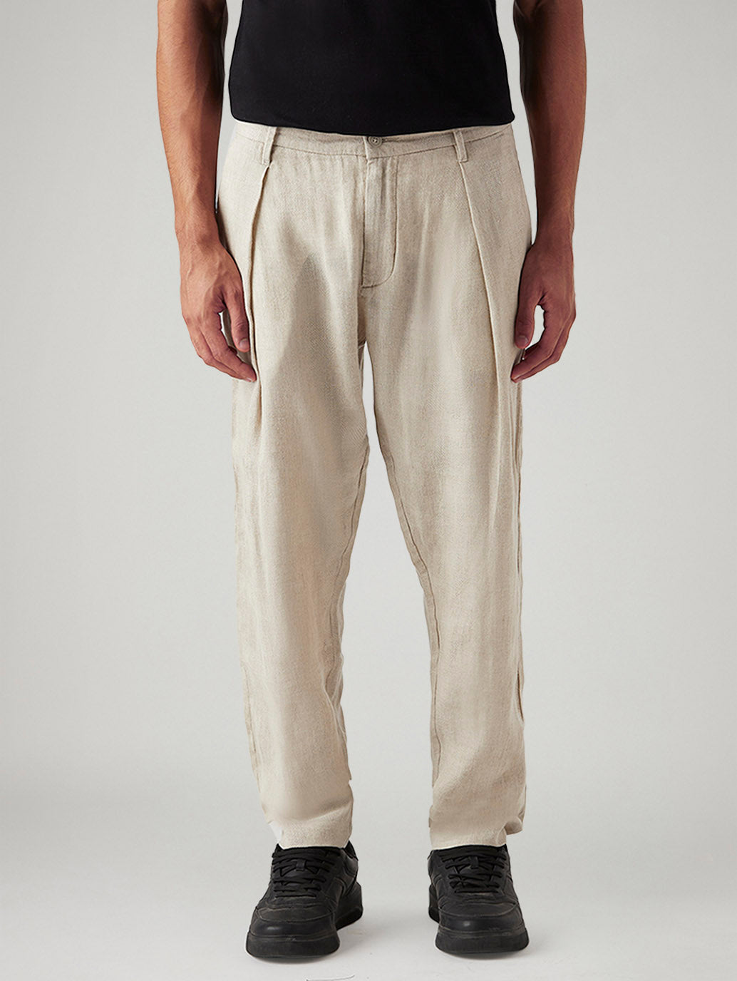 Men's 550 Relaxed Fit Mid Rise Linen Chino Trousers - Front View