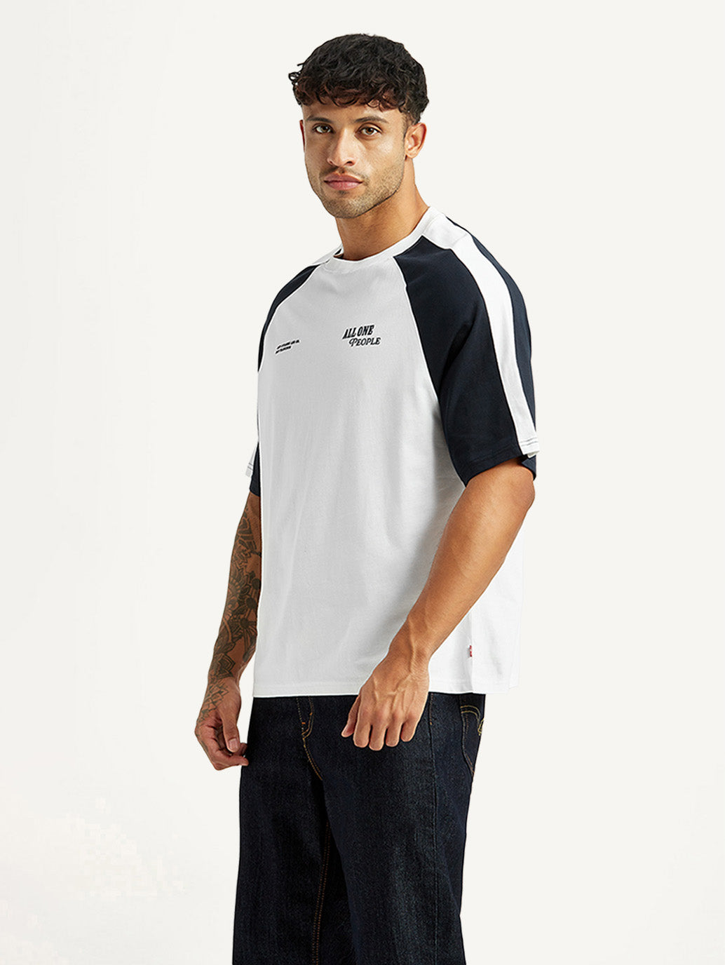 Men's Colorblock White Loose Fit T-shirt - Side View