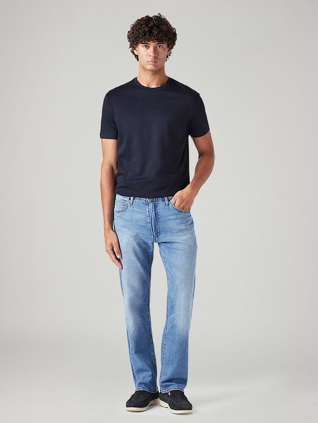 Men's 555 Light Blue Relaxed Straight Fit Mid Rise Redloop Jeans - Front View