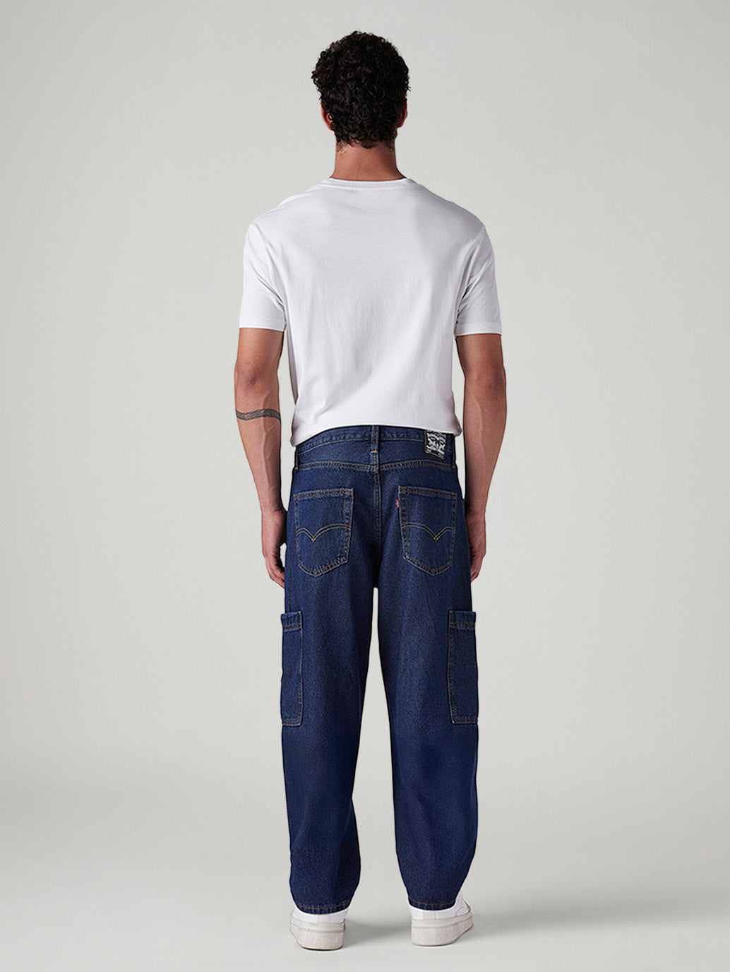 Men's 568 Med Indigo Loose Fit Mid Rise Jeans - Back View