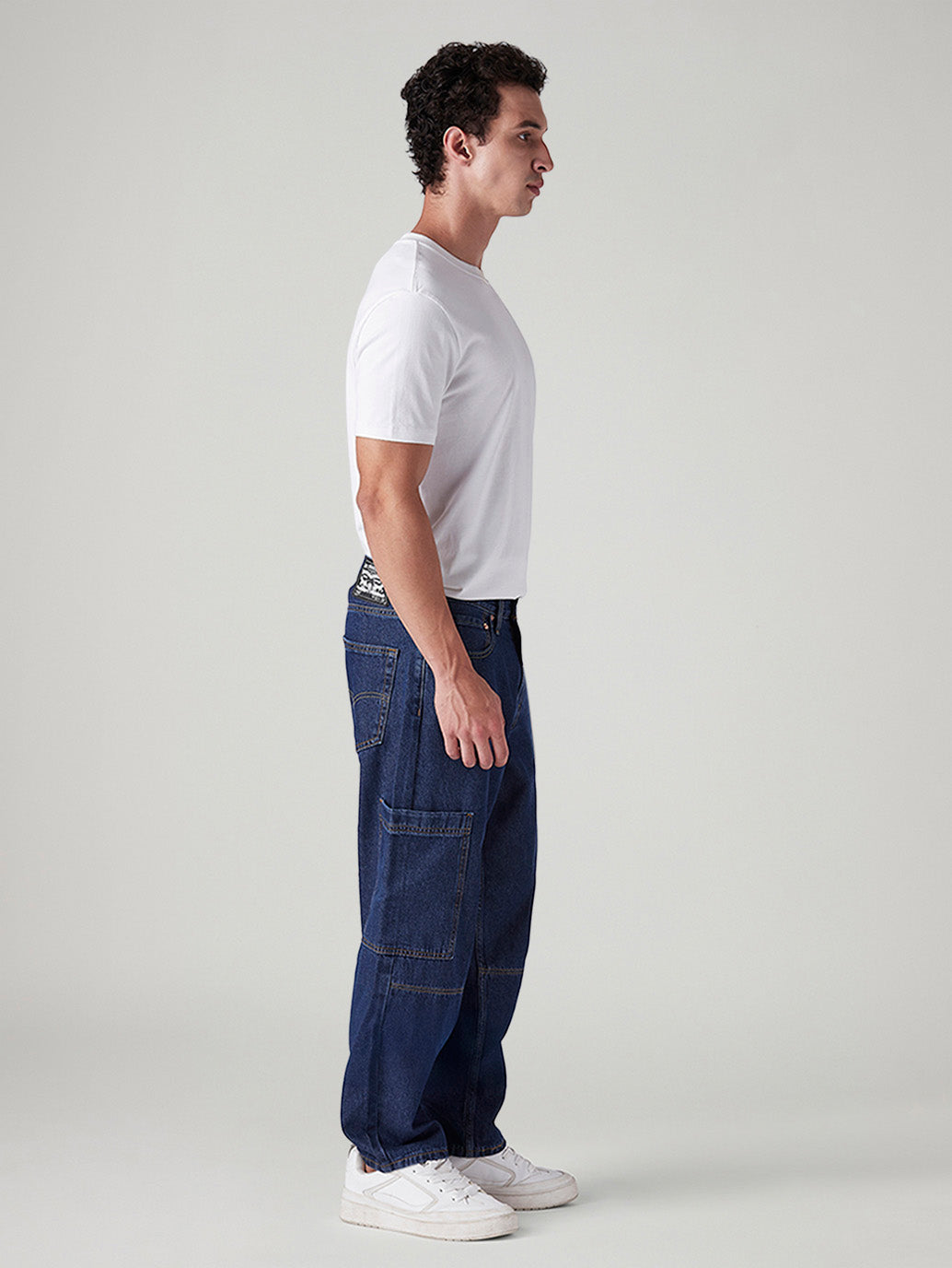 Men's 568 Med Indigo Loose Fit Mid Rise Jeans - Side View