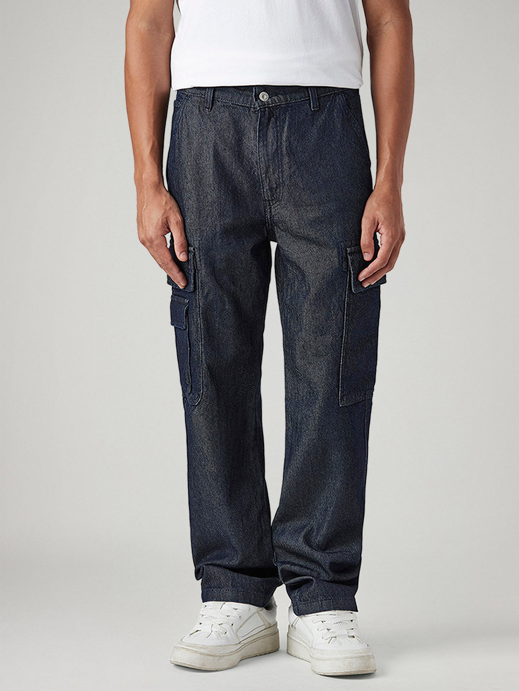 Men's 565 Navy Loose Fit Mid Rise Cargos - Front View
