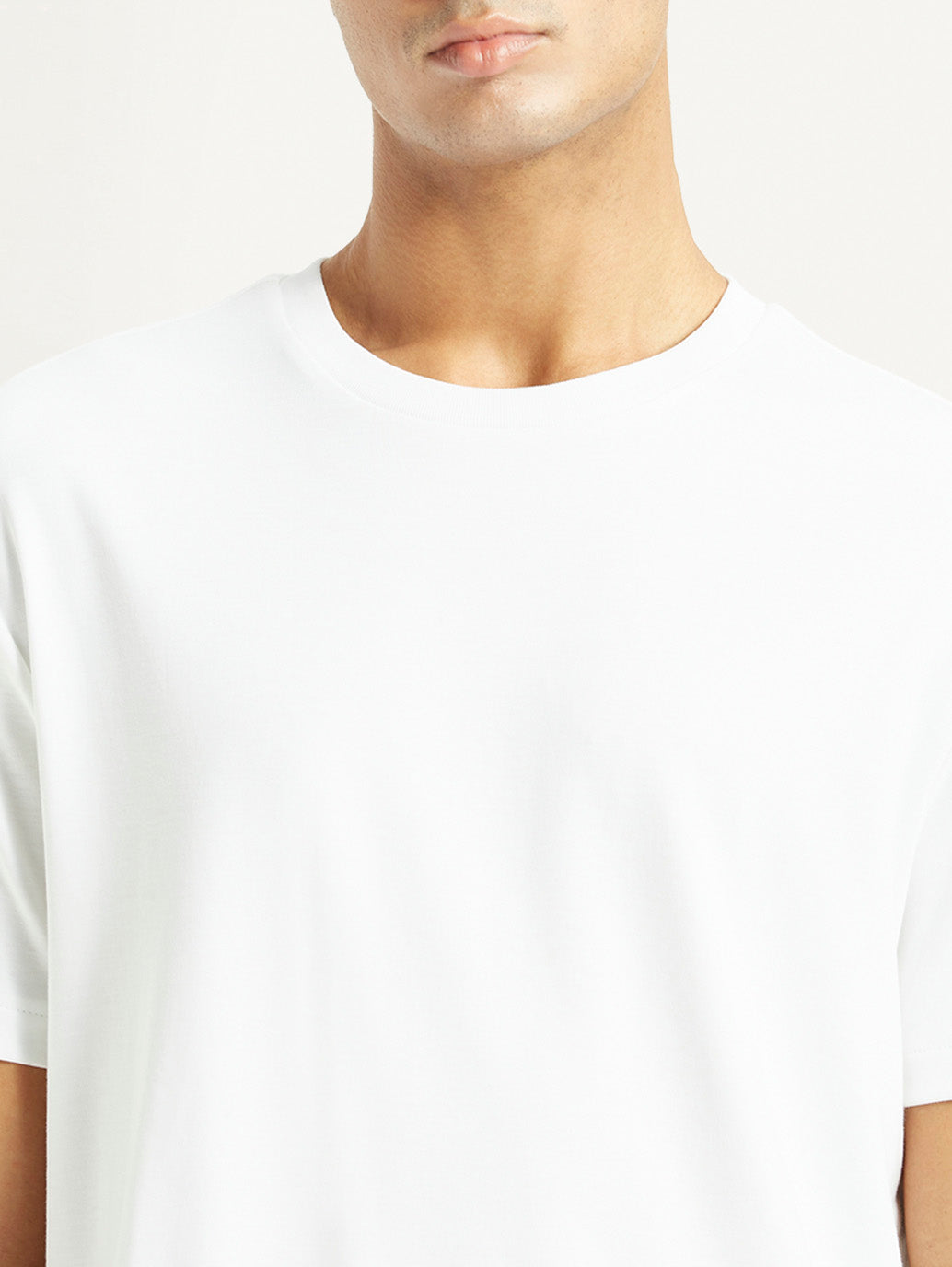 Men's Redloop Solid White Relaxed Fit T-shirt - Detail View