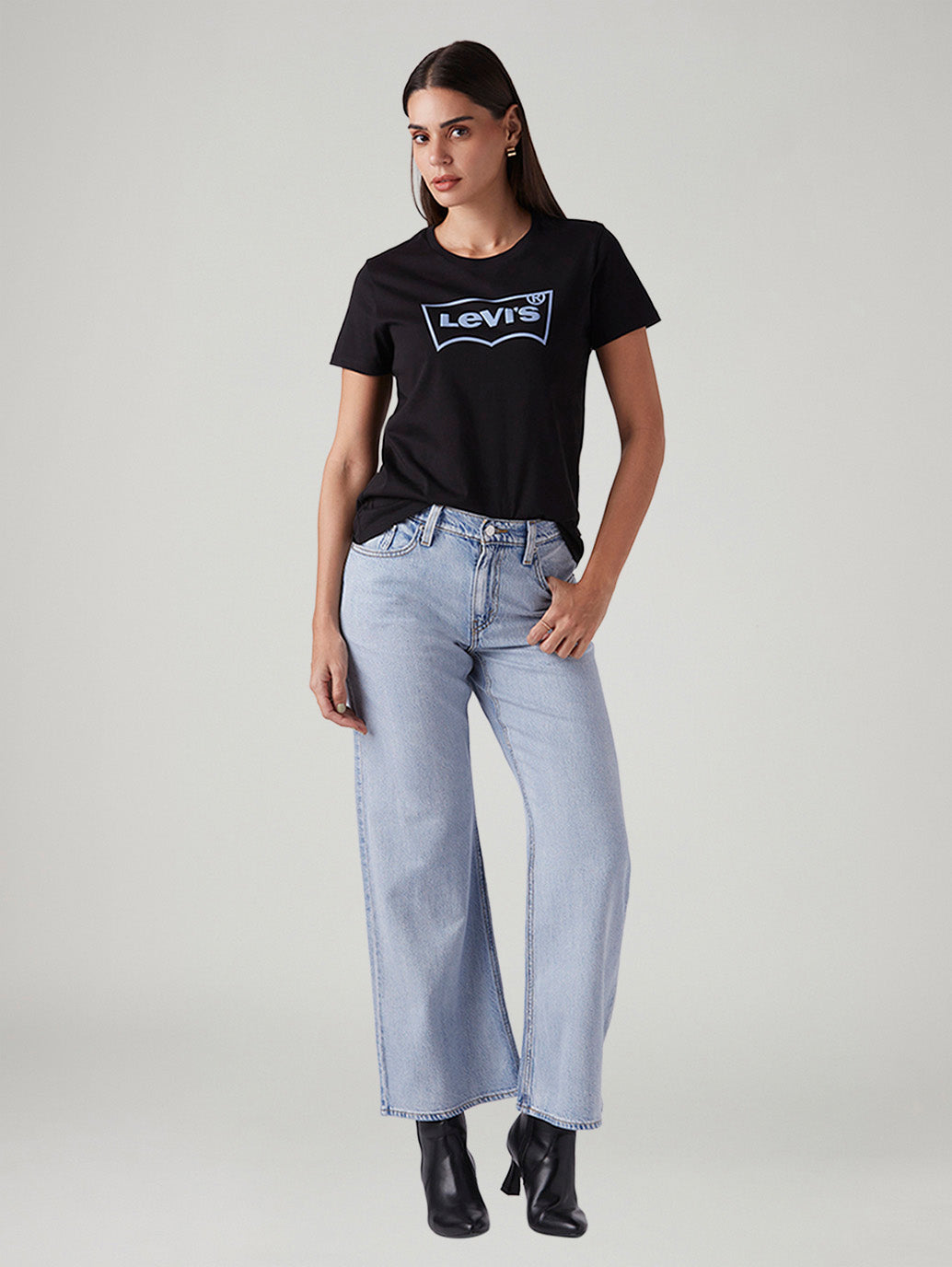 Women's Light Blue Loose Bootcut Fit Mid Rise Jeans