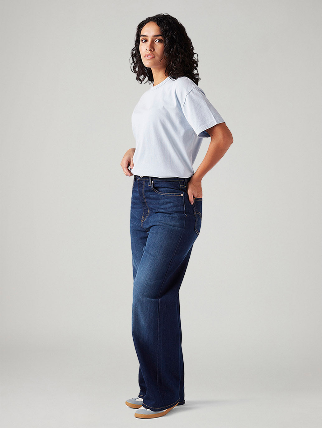 Women's Dark Blue Loose Fit High Rise Jeans - Side View