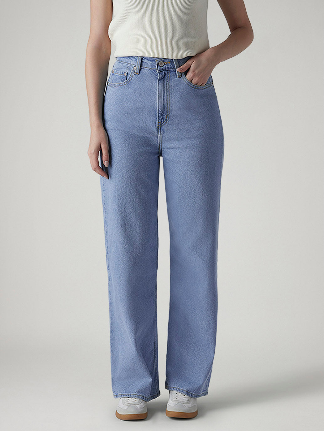 Women's Light Indigo Loose Fit High Rise Jeans - 20 View