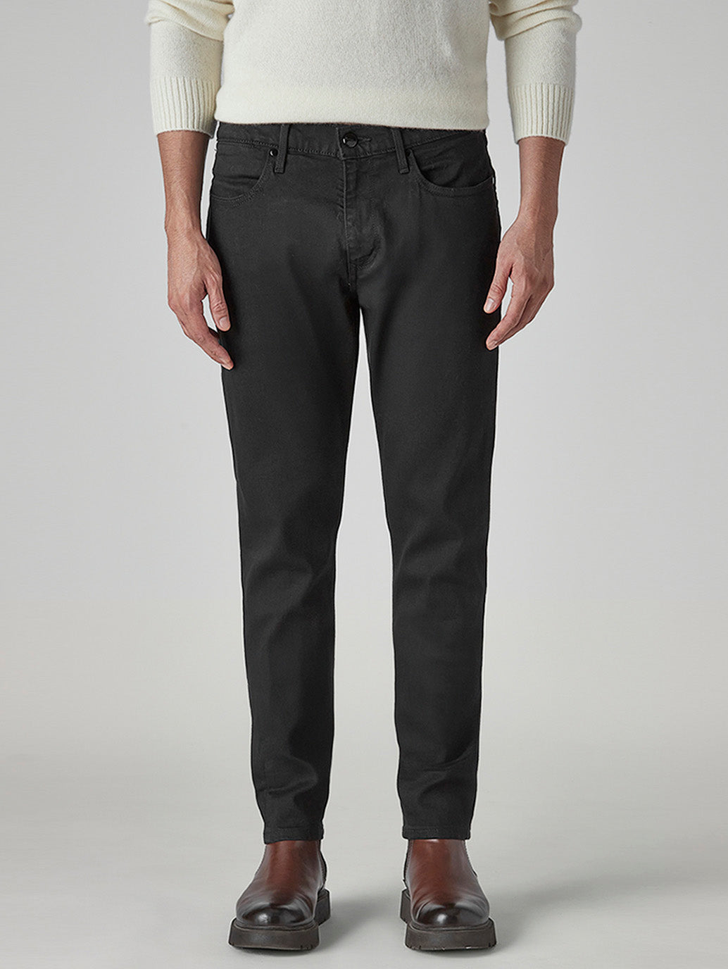 Men's 512 Black Slim Tapered Fit Mid Rise Jeans - Front View