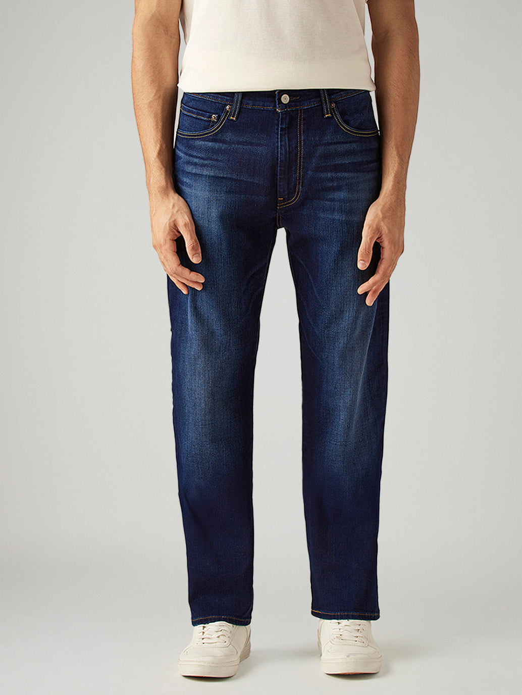 Men's 555 Blue Relaxed Straight Fit Mid Rise Commuter Jeans - Front View