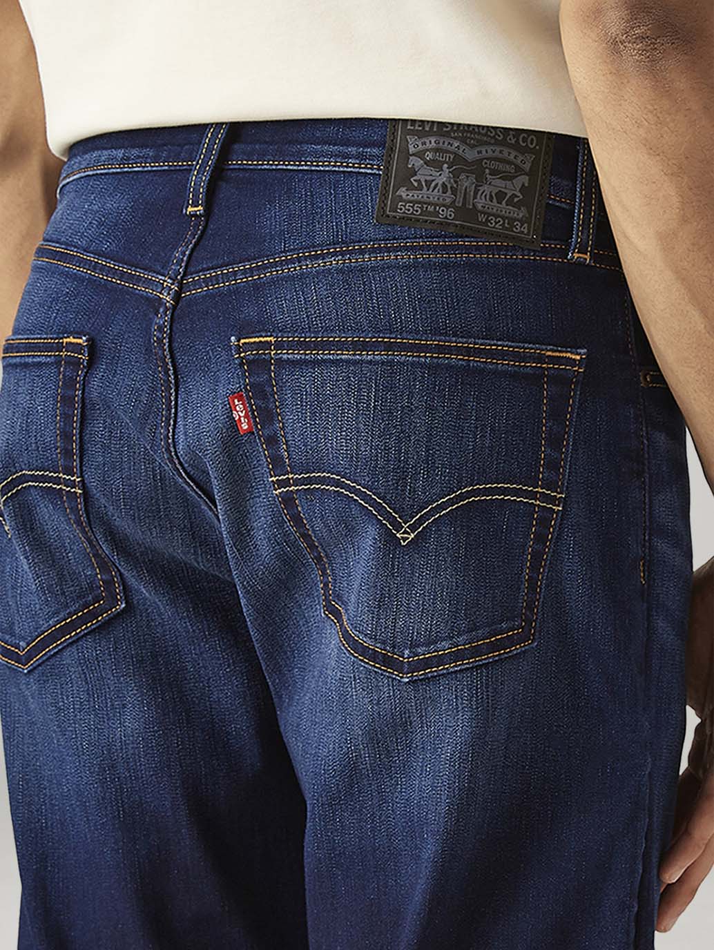 Men's 555 Blue Relaxed Straight Fit Mid Rise Commuter Jeans - Detail View