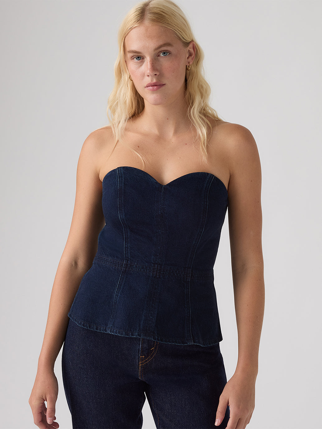 Women's Solid Slim Fit Tube Top - 1 View