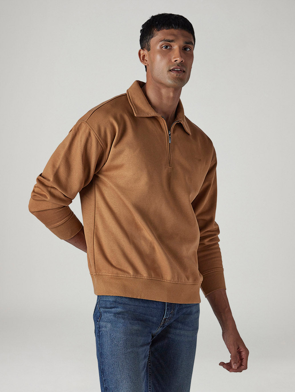 Men's Solid Boxy Fit Zip Collar Sweatshirt - Side View