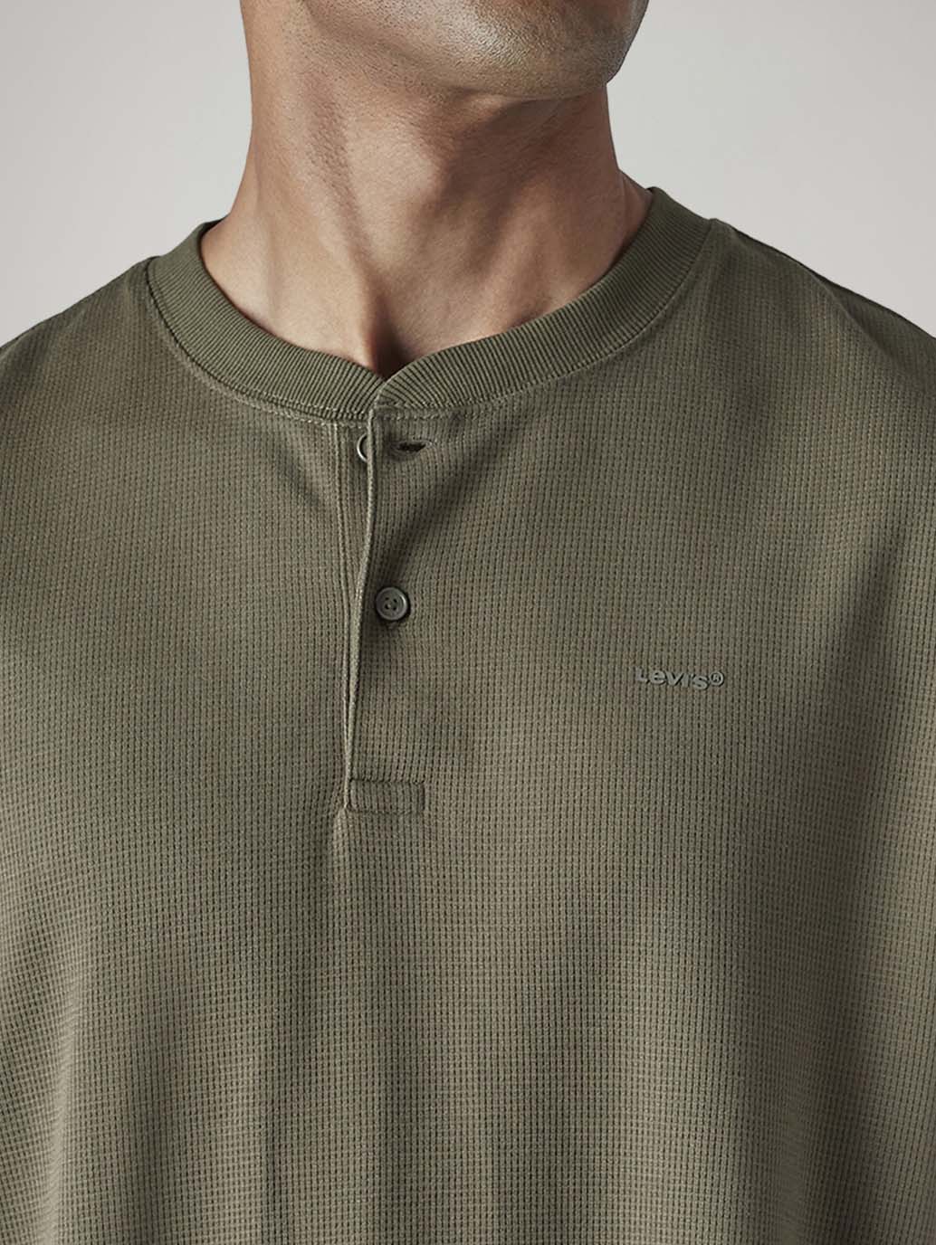 Men's Solid Regular Fit Waffle T-Shirt - Detail View