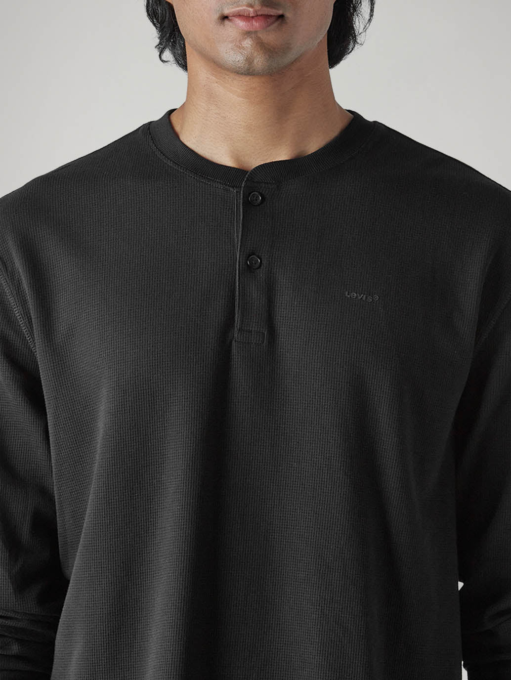 Men's Solid Regular Fit Waffle T-Shirt - detail View