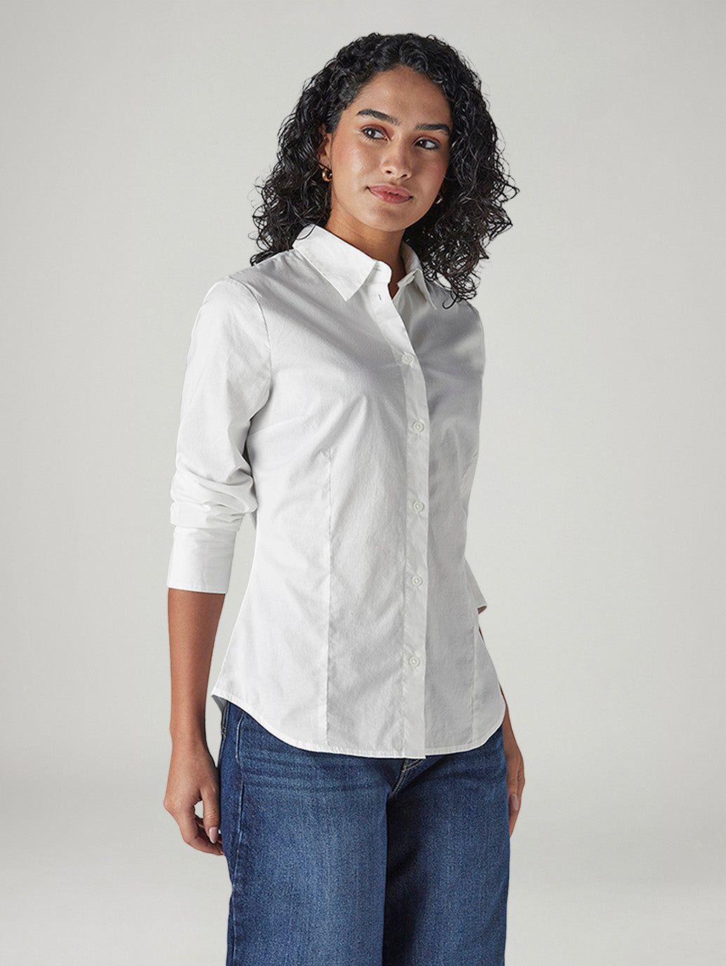 Women's Solid Slim Fit Poplin Shirt - Side View