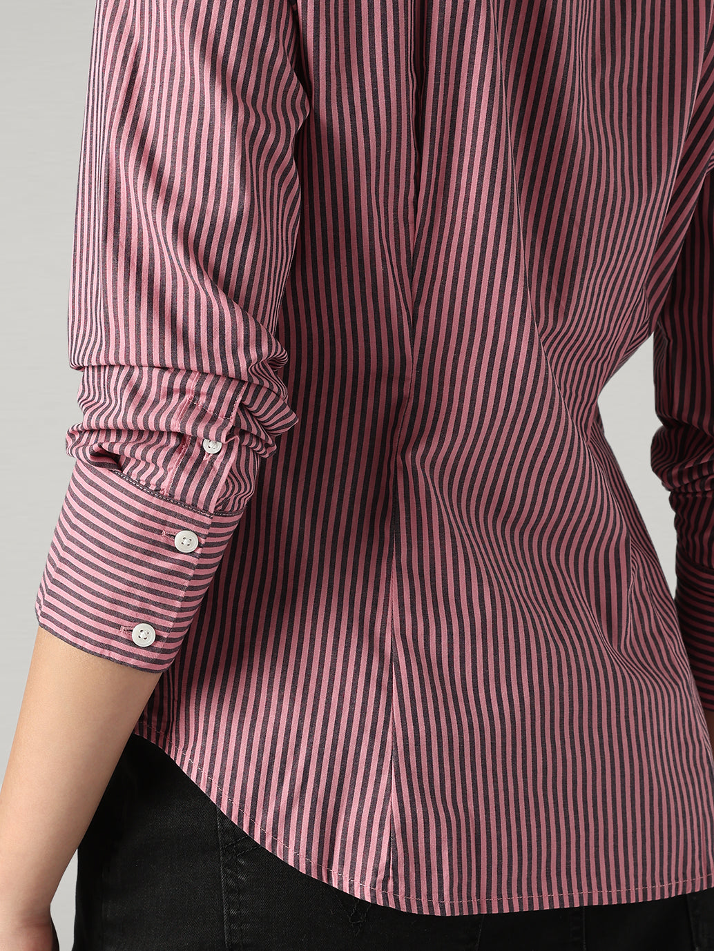 Women's Striped Slim Fit Poplin Shirt - Detail View