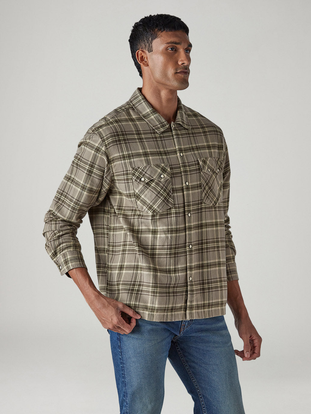 Men's Checkered Relaxed Fit Flannel Shirt - Side View