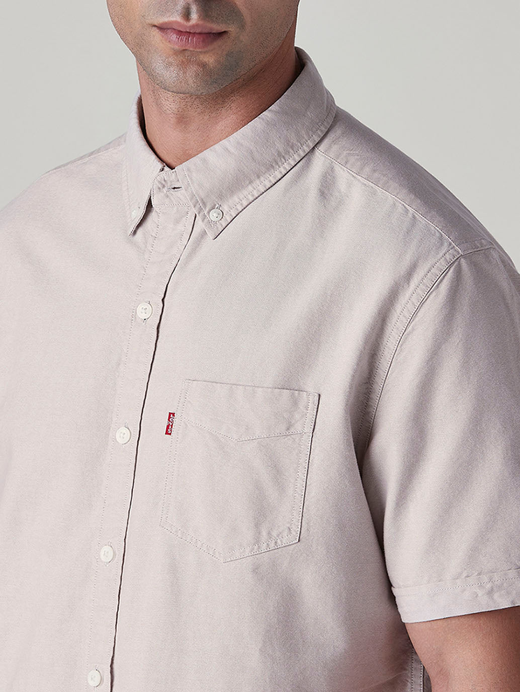 Men's Solid Slim Fit Oxford Shirt - Detail View