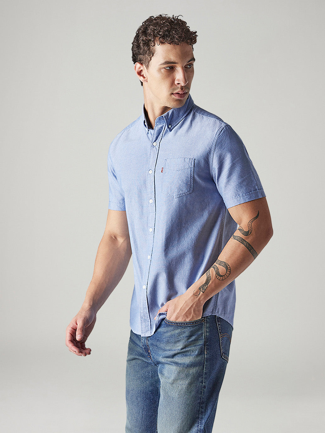 Men's Solid Slim Fit Oxford Shirt - Side View