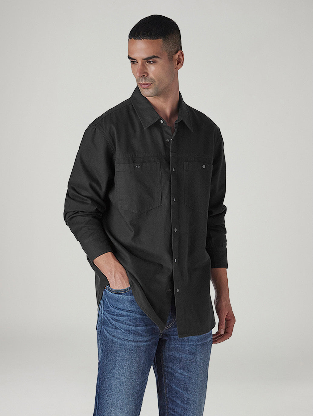 Men's Solid Relaxed Fit Shirt