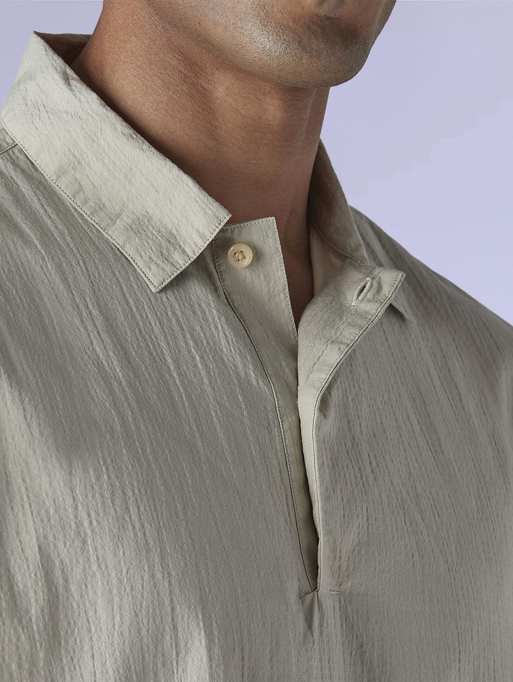 Men's Redloop Solid Slim Fit Shirt - detail View