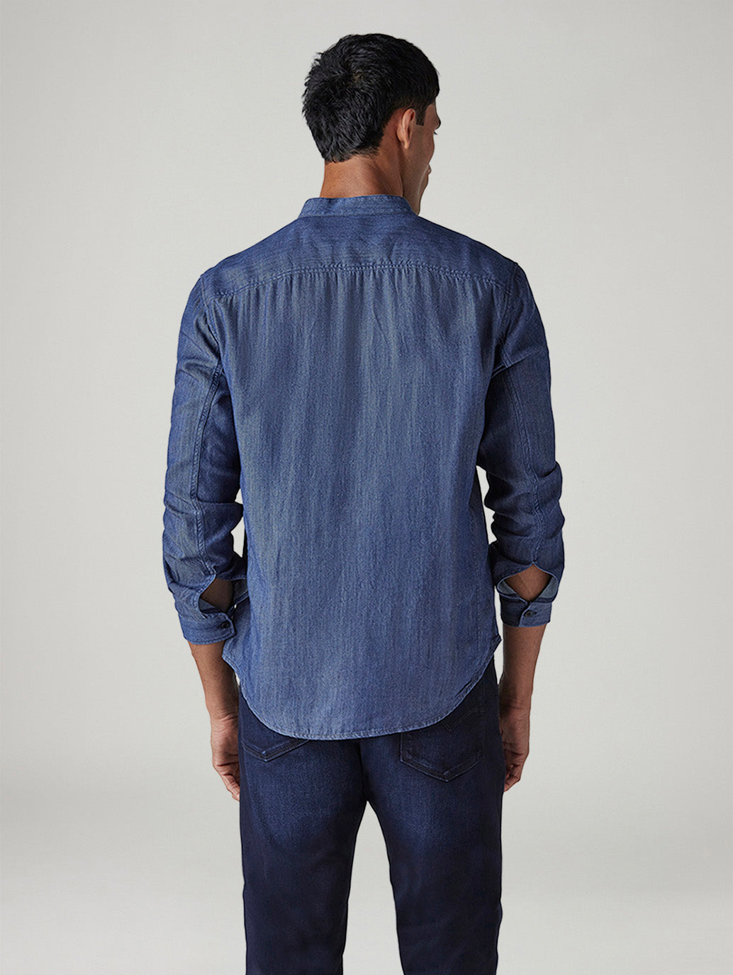 Men's Solid Slim Fit Redloop Shirt - Back View