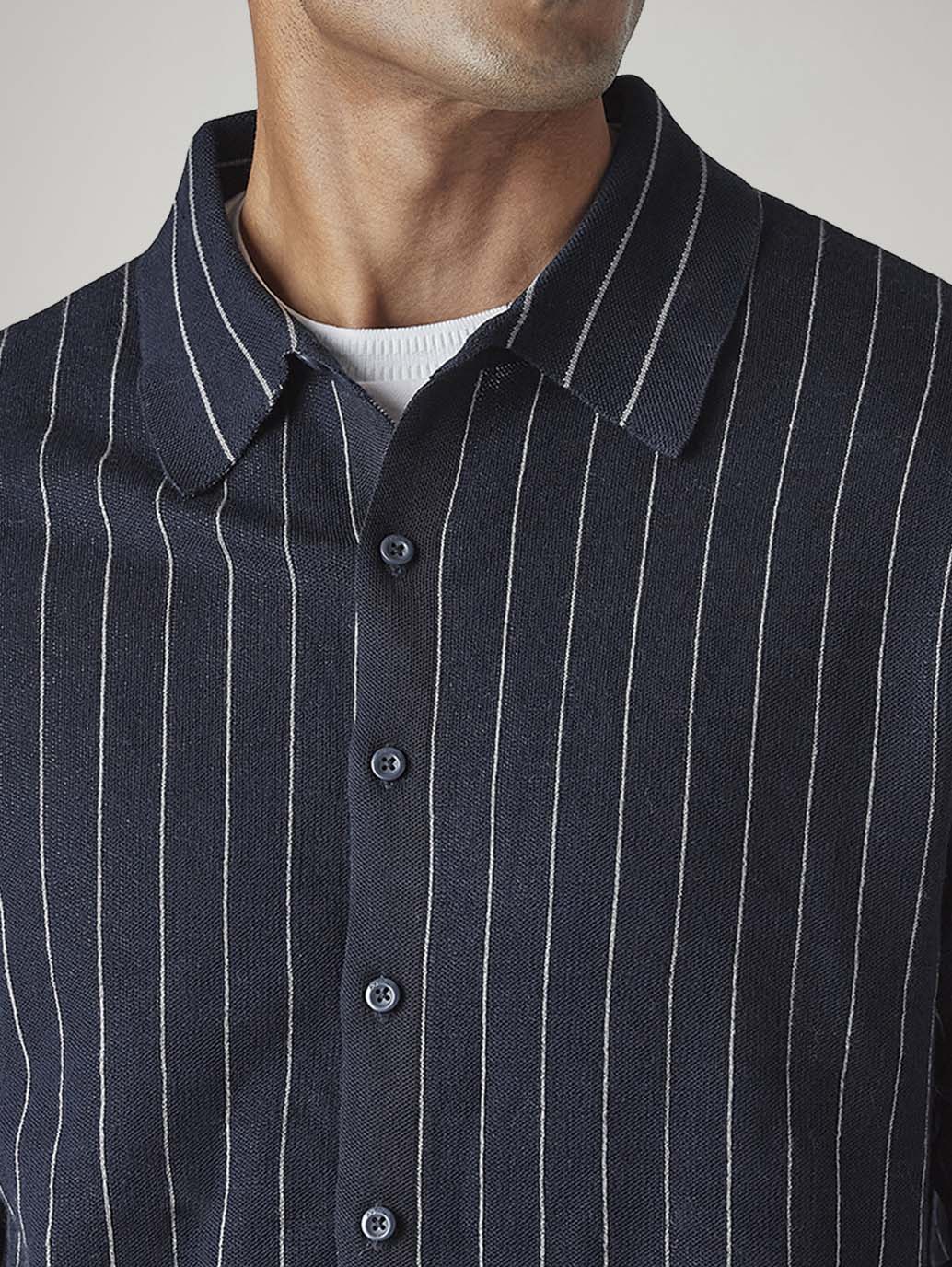 Men's Striped Slim Fit Redloop Shirt - Detail View