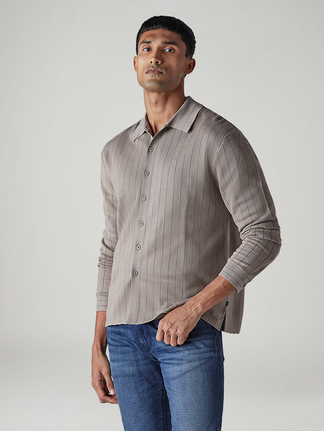 Men's Striped Slim Fit Redloop Shirt - Side View