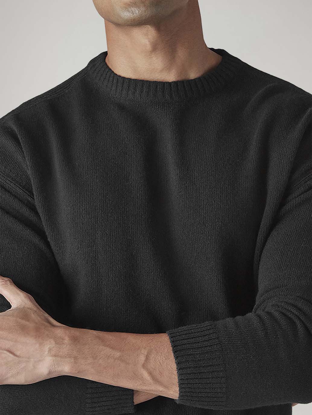 Men's Solid Relaxed Fit Redloop Sweater - 20 View
