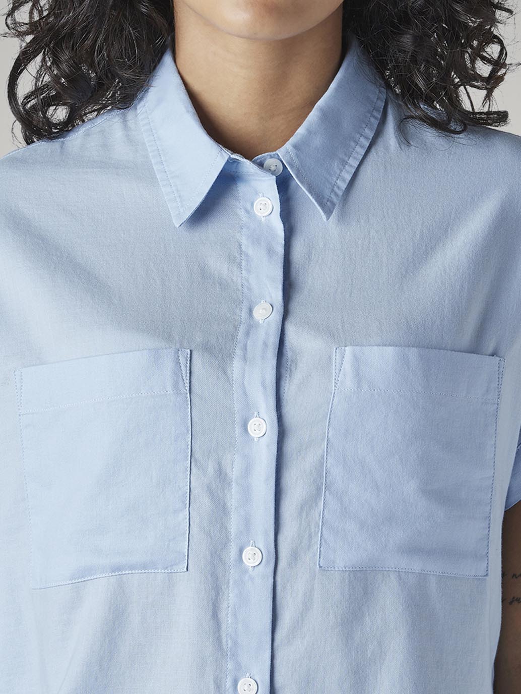 Women's Solid Regular Fit Easy Shirt - Detail View