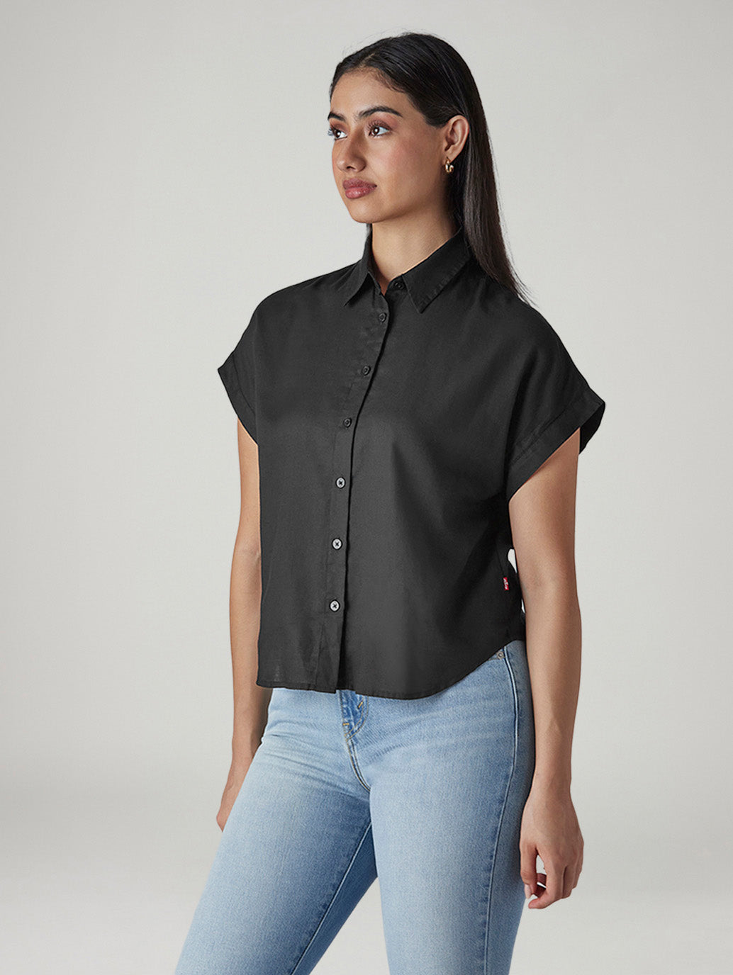 Women's Solid Regular Fit Poplin Easy Shirt - Side View