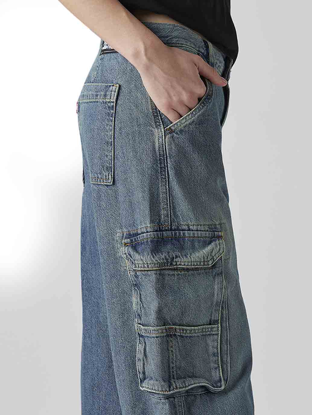 Women's Blue XL Straight Loose Fit Mid Rise Cargo Jeans - Detail View