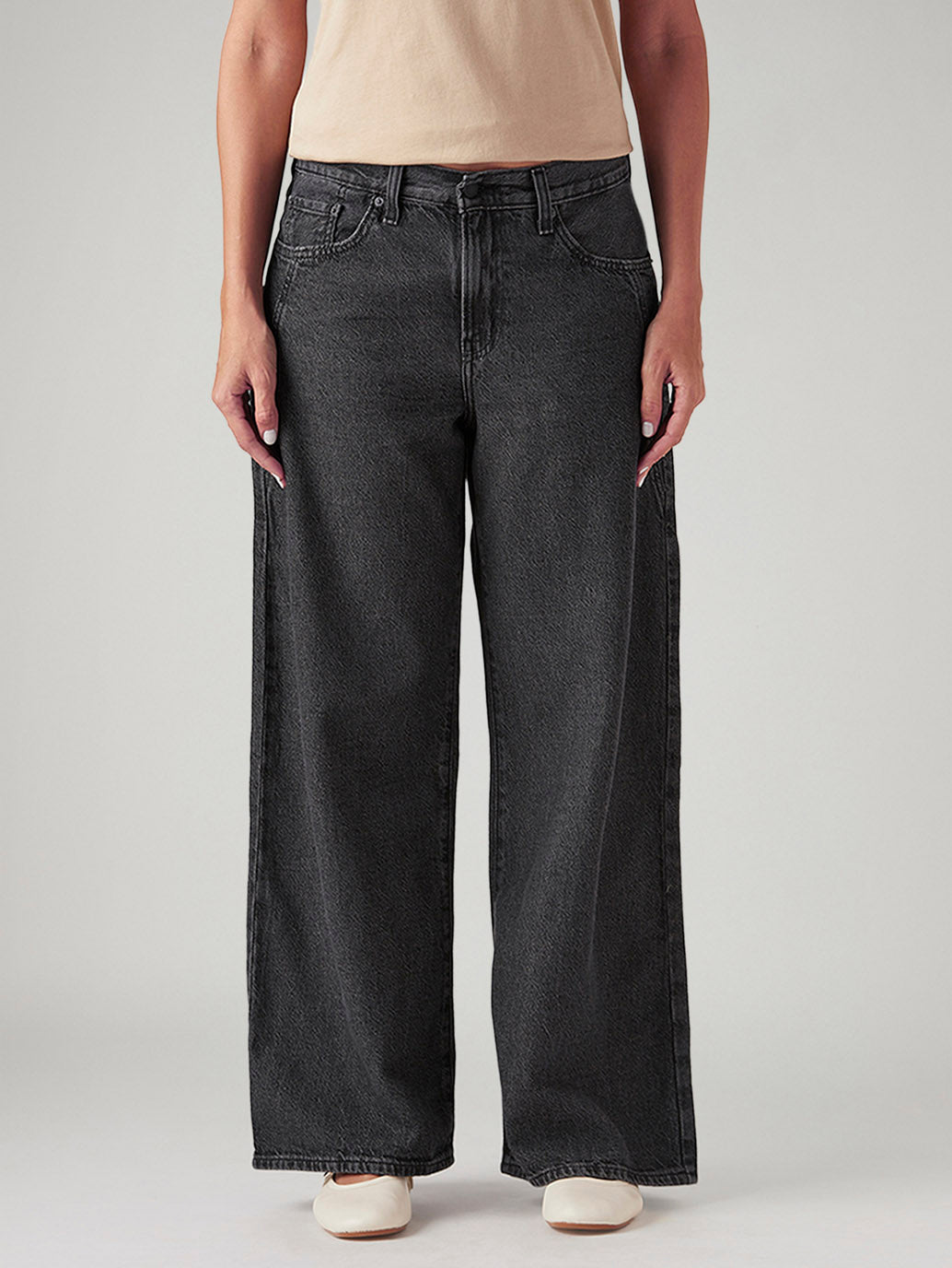 Women's Charcoal Grey Loose Fit Mid Rise Jeans - Front View