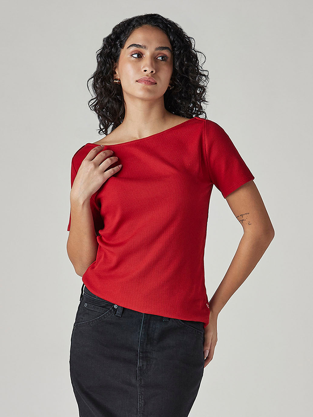 Women's Solid Slim Fit Ribbed Top